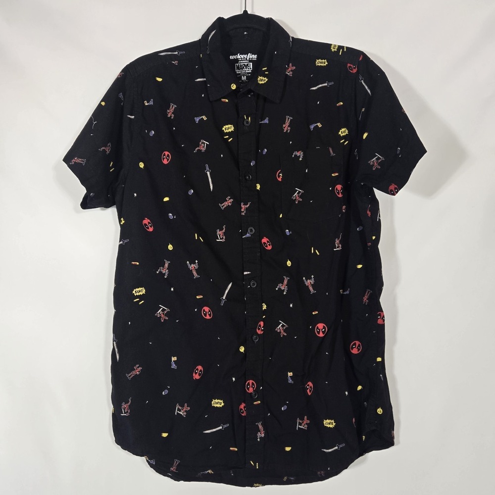 We Love Fine Short Sleeve Marvel Buttondown | Size Men's Medium